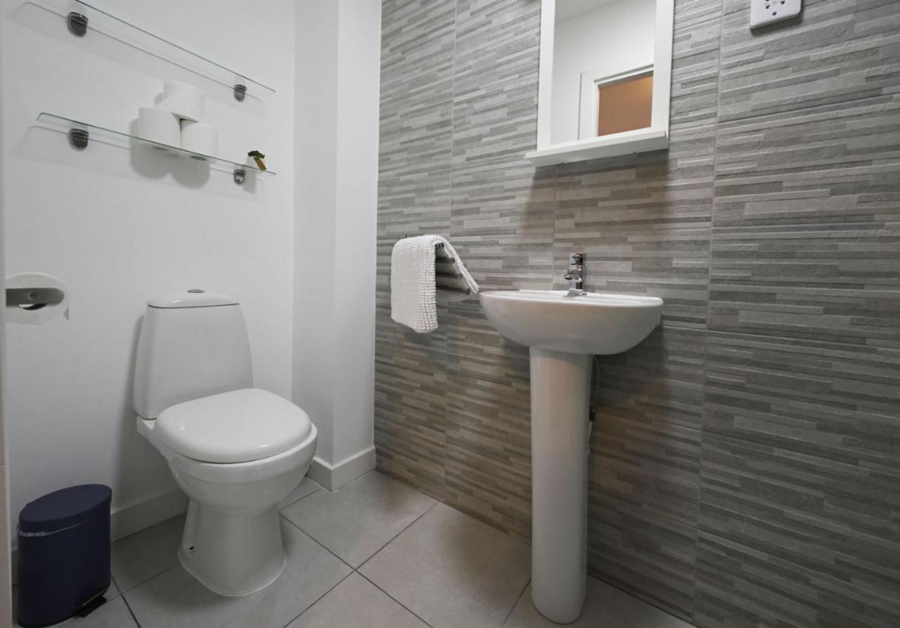 Glenlivet Apartment Oban Bagian luar foto