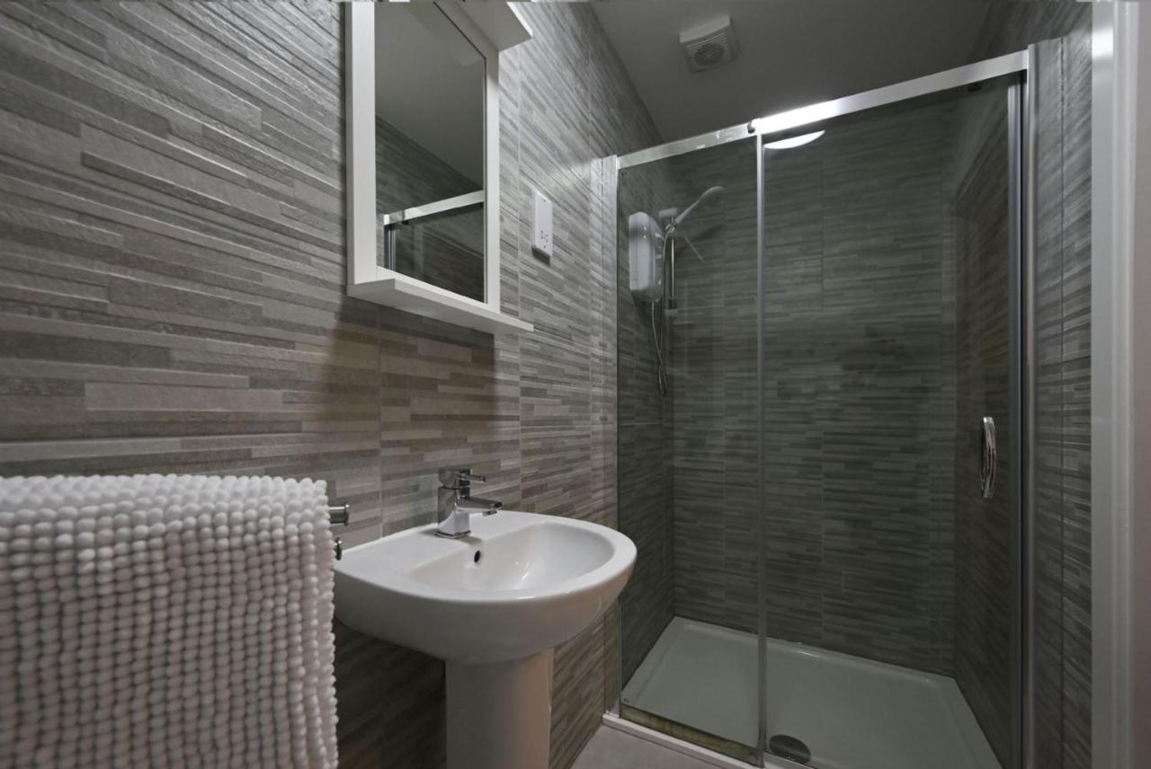 Glenlivet Apartment Oban Bagian luar foto