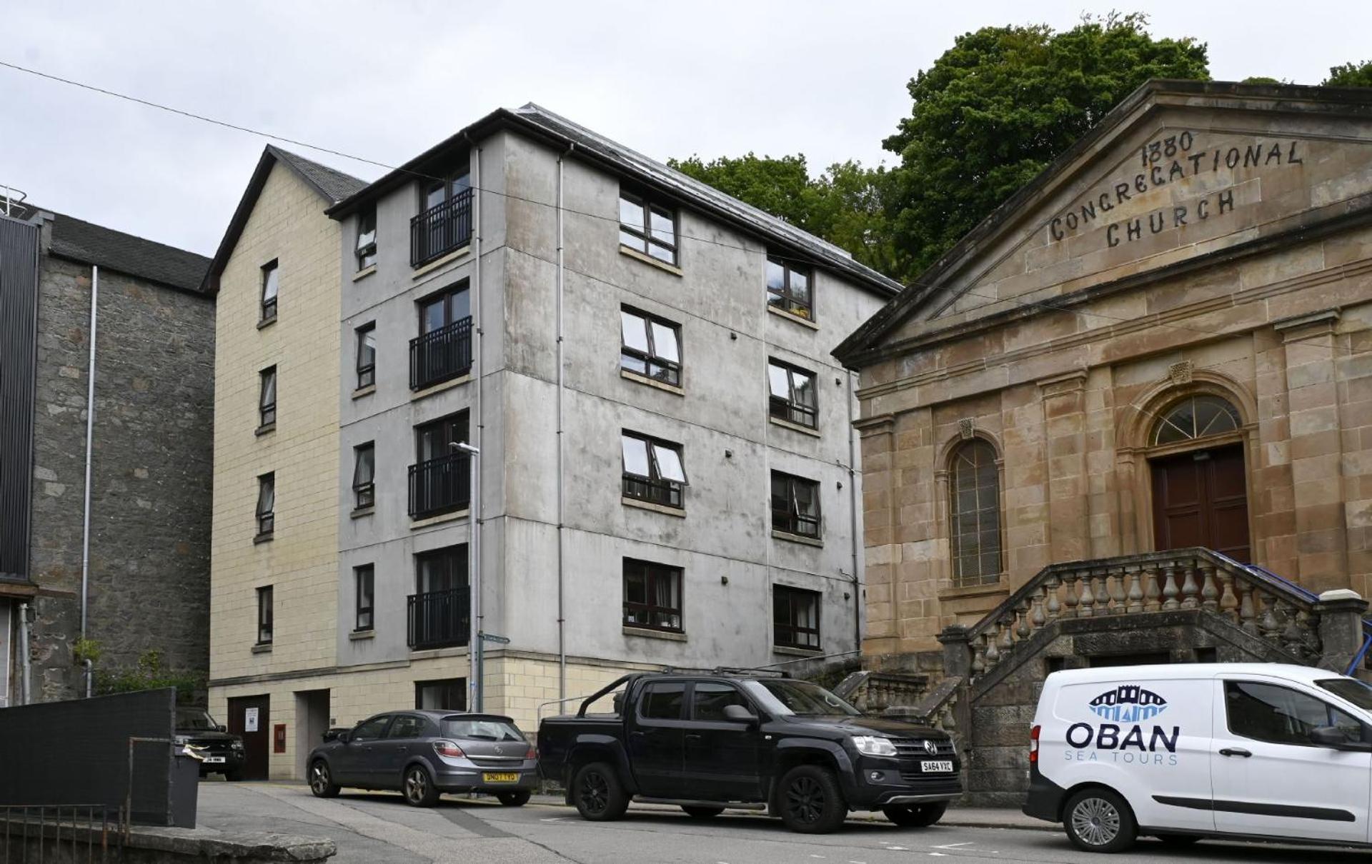 Glenlivet Apartment Oban Bagian luar foto